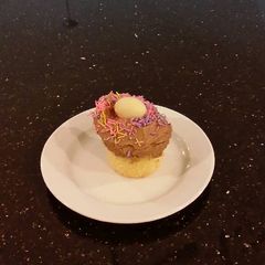 A picture of Cold Oven Pound Cake Cupcakes with Milk Chocolate Ganache Cream.