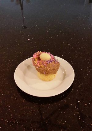 A picture of Cold Oven Pound Cake Cupcakes with Milk Chocolate Ganache Cream.