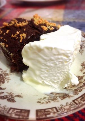 Foto resep Brownies Featuring Vanila Ice Cream