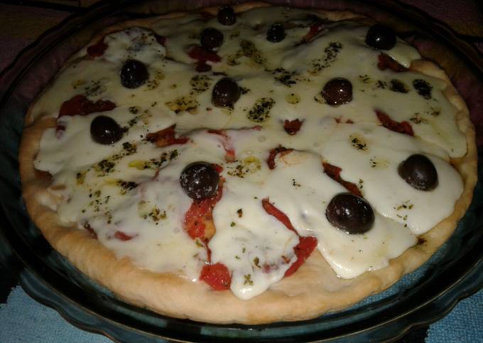 Pizza rápida y esponjosa de harina leudante Receta de graciela martinez  @gramar09 en Instagram ☺?- Cookpad