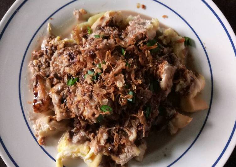 Tahu lontong