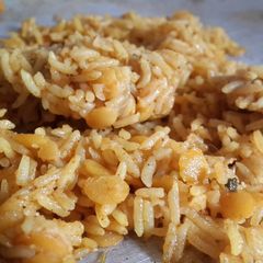 A picture of Khichadi.