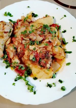 O poză a rețetei Aripioare (pulpe, piept, ce vreți) cu legume.