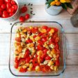 Crevettes à l'ail, feta et tomates cerises