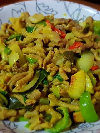 Langkah Mudah untuk Menyiapkan Resep Usus Ayam Bumbu Kuning yang Lezat Anti Ribet, Menggugah Selera