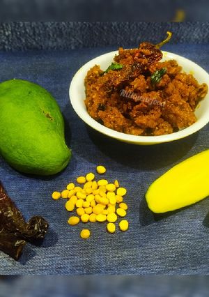 A picture of Mango chutney.