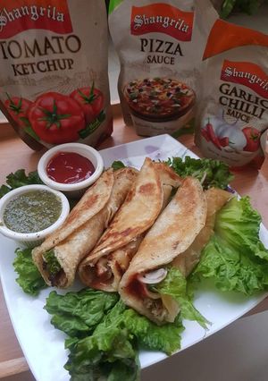 A picture of Kebab Paratha Rolls.