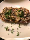 Champignons auf Toast