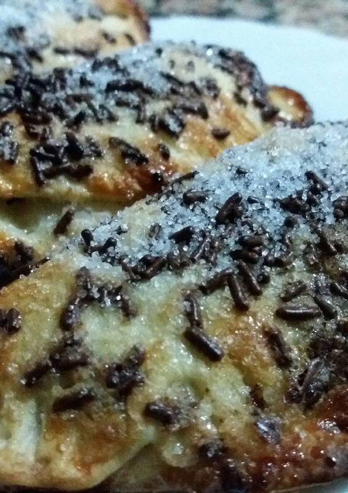 Una foto de Empanadillas dulces de crema de cacao galleta y leche condensada