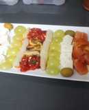 Ensalada de mejillones con uvas y queso