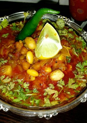A picture of Sprouts Curry.