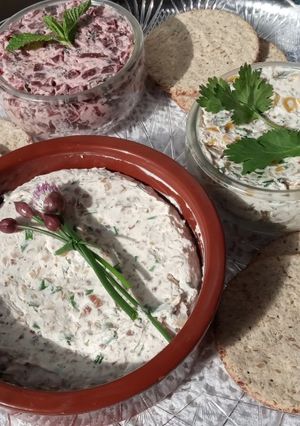 A picture of Cheese & Walnut Spread Trio.