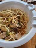 Mie bakso sosis kuah tomat
