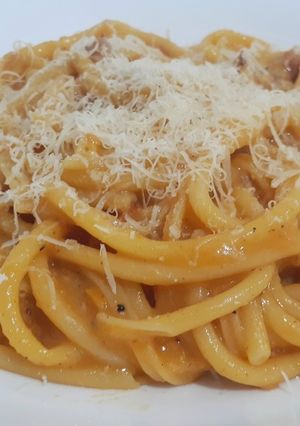 Una foto de Pasta en crema de calabaza o zapallo