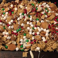 A picture of Buddy the elf Chex mix.