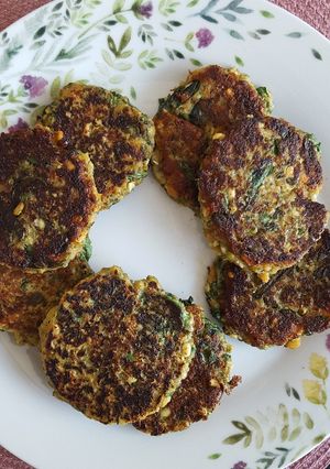 A picture of Mung Bean Sprout Veggie Patties.