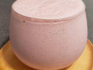 4 Ingredients vegan smoothie