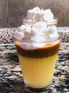 Una foto de Chandelle de vainilla manjar