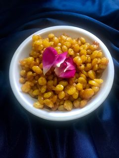 મેંગો બુંદી (Mango Boondi Recipe In Gujarati) રેસીપી મુખ્ય ફોટો