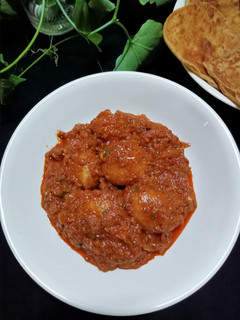 લસણિયા બટાકા (Lasaniya Bataka Recipe In Gujarati) રેસીપી મુખ્ય ફોટો