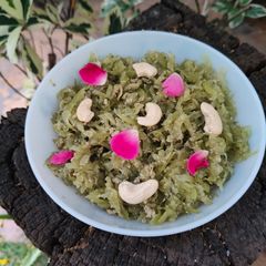 A picture of Lauki halwa.