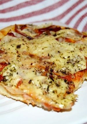 Zdjęcie przepisu Pizza z ziemniakami.