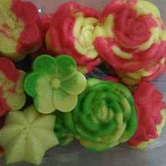 A picture of Apam nasi.