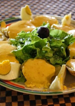 Una foto de Papas a la huancaina
