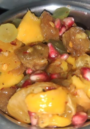 A picture of Tangy, spicy Fruit punch.