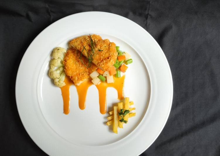 Langkah Mudah untuk Menyiapkan Chicken Piccata w/ Assorted Vegetables and French Fried Potatoes Anti Gagal