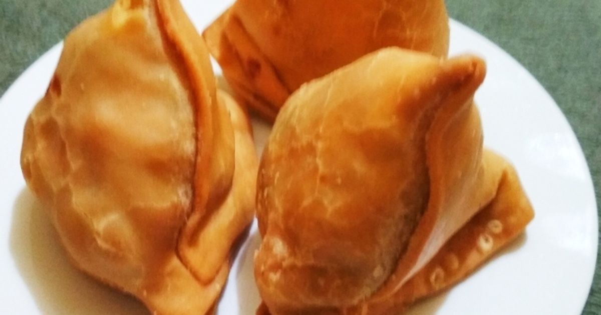 Aloo Samosa Or Potato Pastry Recipe by Rajput Amita Singh - Cookpad