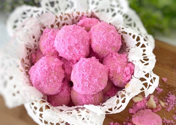 Strawberry Snow Ball Cookies