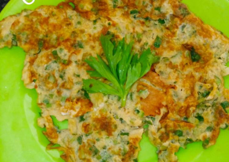 ide mengolah Telur dadar celery yang enak