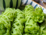Roti Jala Pandan