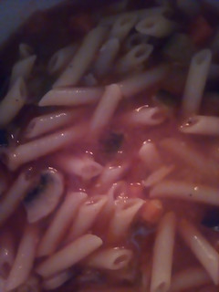 Una foto de Macarrones con verduritas