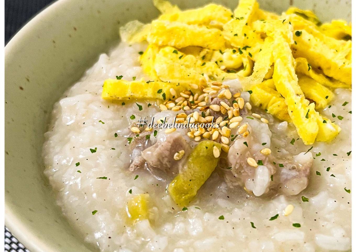 Bubur Daging Babi Gurih
