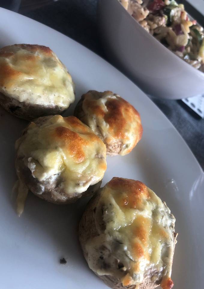 Gefüllte Champignons mit Frischkäse Rezept von Nadine - Cookpad