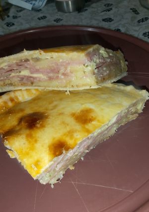 Una foto de Tarta de jamón y queso