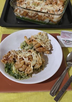 A picture of Layered pasta rice.