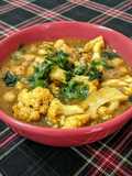 Curry Vegano de Couve-flor e Grão-de-bico