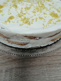 Una foto de Tarta de limón sin horno