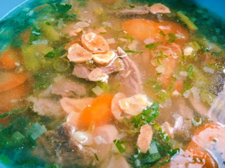 Langkah Gampang Menyiapkan Resep Sup Daging Sapi yang Lezat Sekali