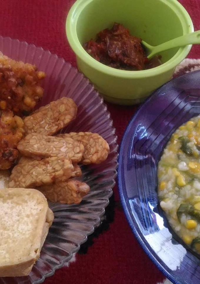 Foto resep Burma alias Bubur Manado komplit gorengan