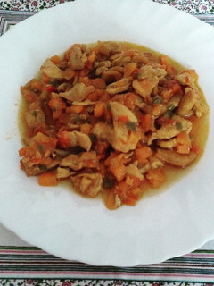 Una foto de Pechugas de pollo en salsa