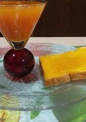 A picture of Mango Jam 💛.