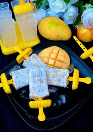 A picture of Fruity Chia Popsicles.