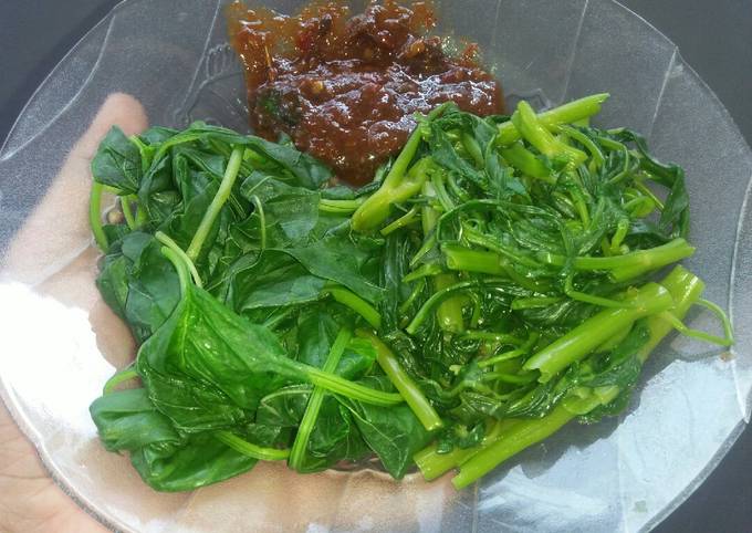 Kangkung bayam sambal manis asem pedes