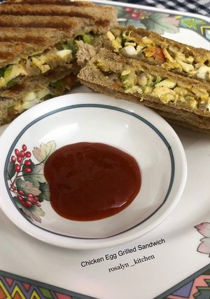 A picture of Chicken Egg Grilled Sandwich.
