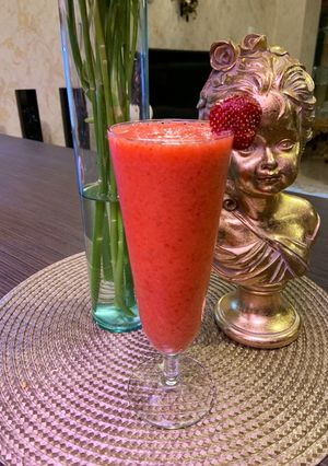 عکسی از دستور نوشیدنی توت فرنگی🍓🍓🍓