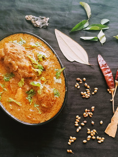 செட்டிநாடு கோழி கறி(chettinadu koli curry recipe in tamil) செய்முறை முக்கிய புகைப்படம்